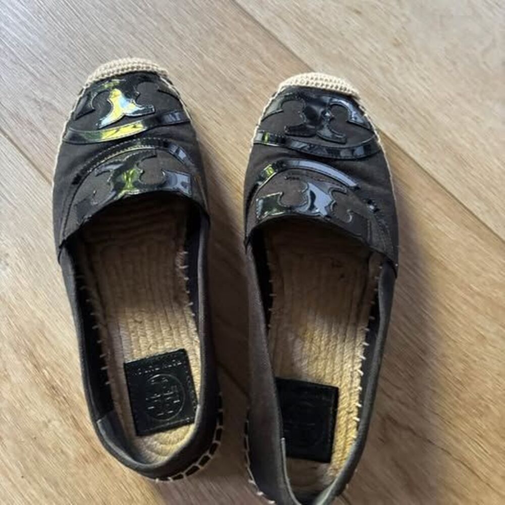 Tory Burch black espadrilles women size 8 ￼
